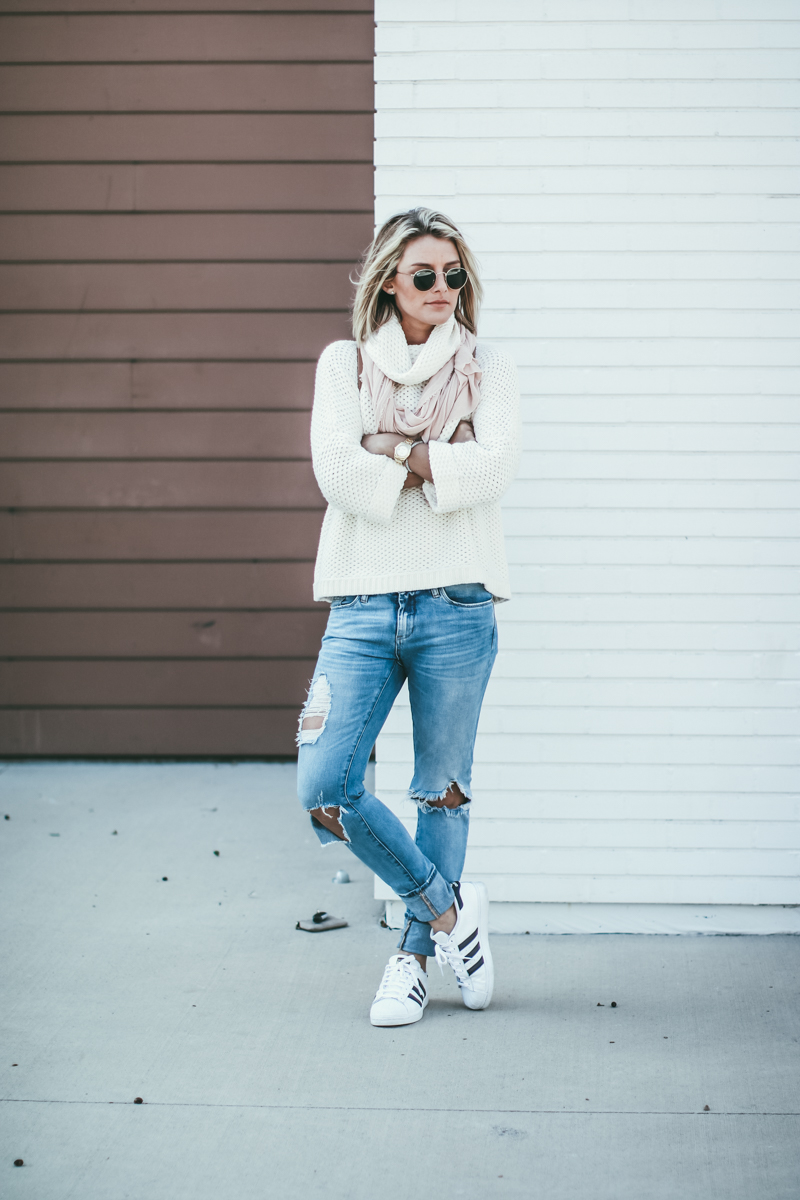 neutral-winter-outfit