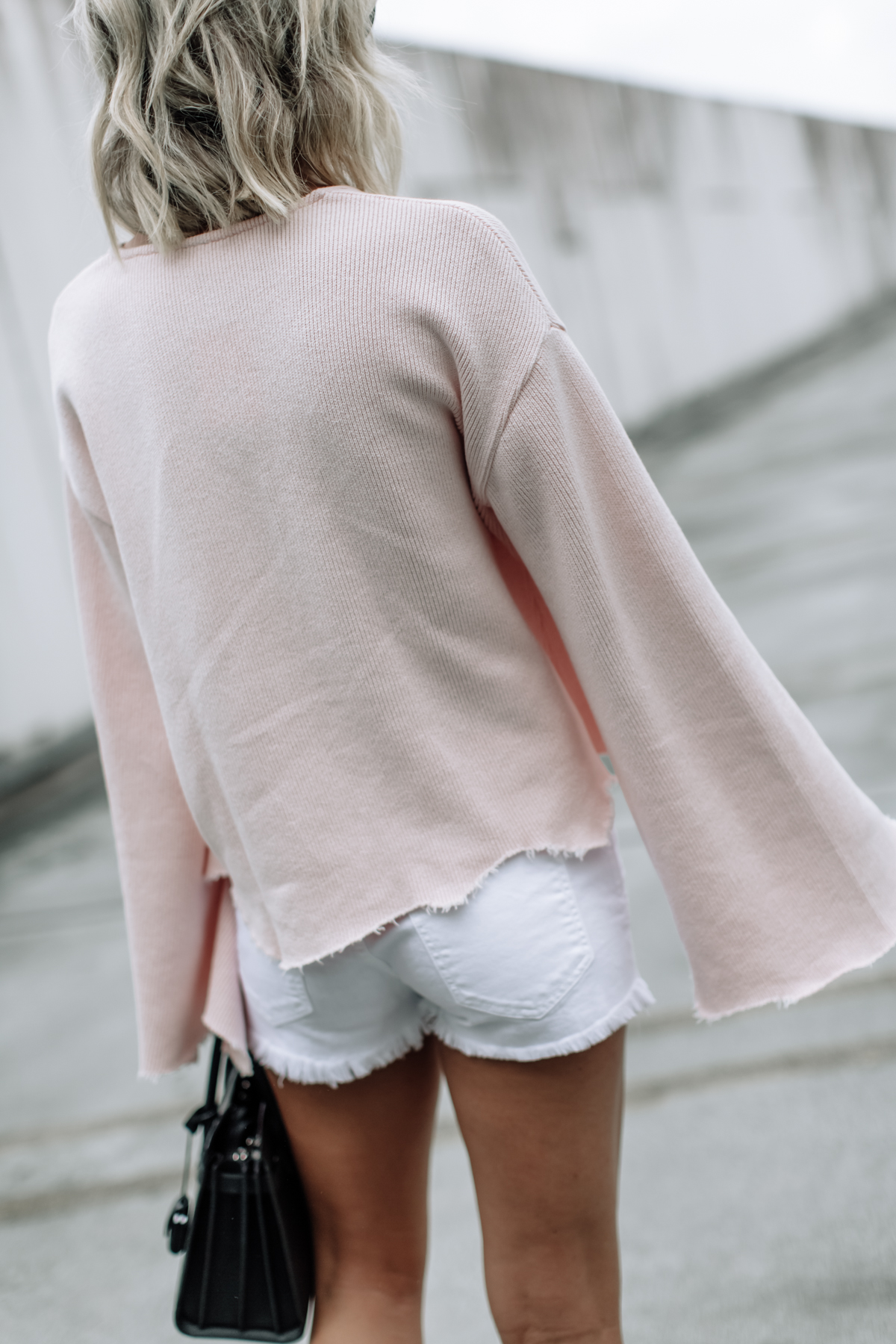 flare sleeve top & shorts on So Sage