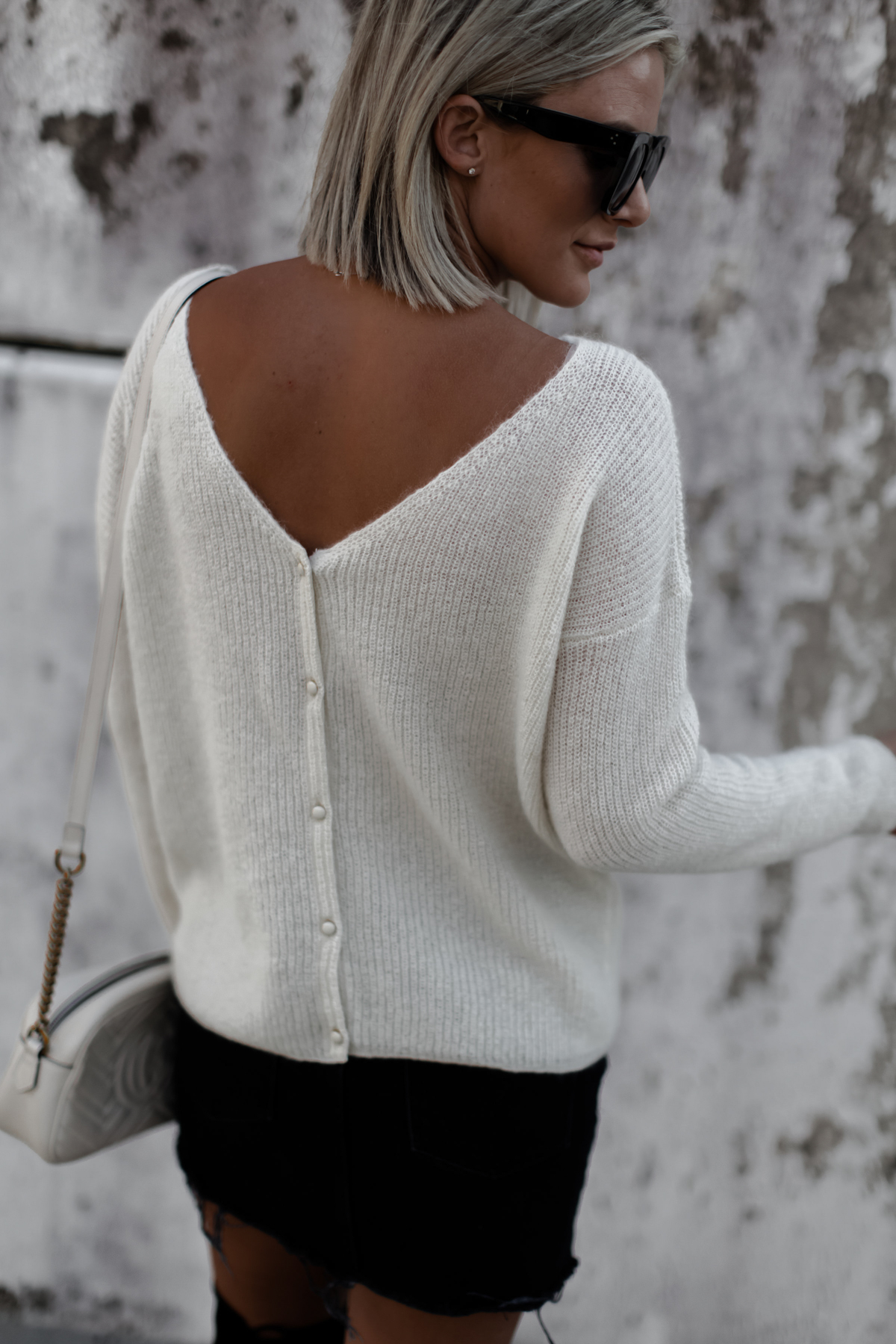 Button down back cream sweater on blogger So Sage
