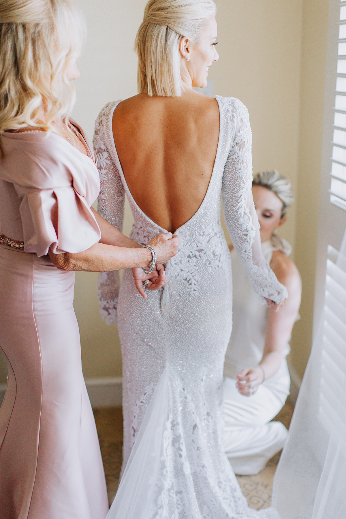 the best place to go wedding dress shopping in Dallas