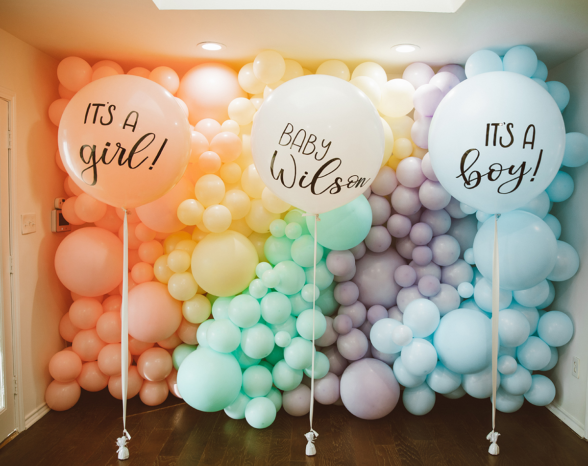 gender reveal calligraphy balloons