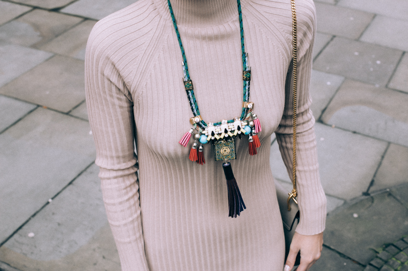 london-fashion-week-statement-necklace