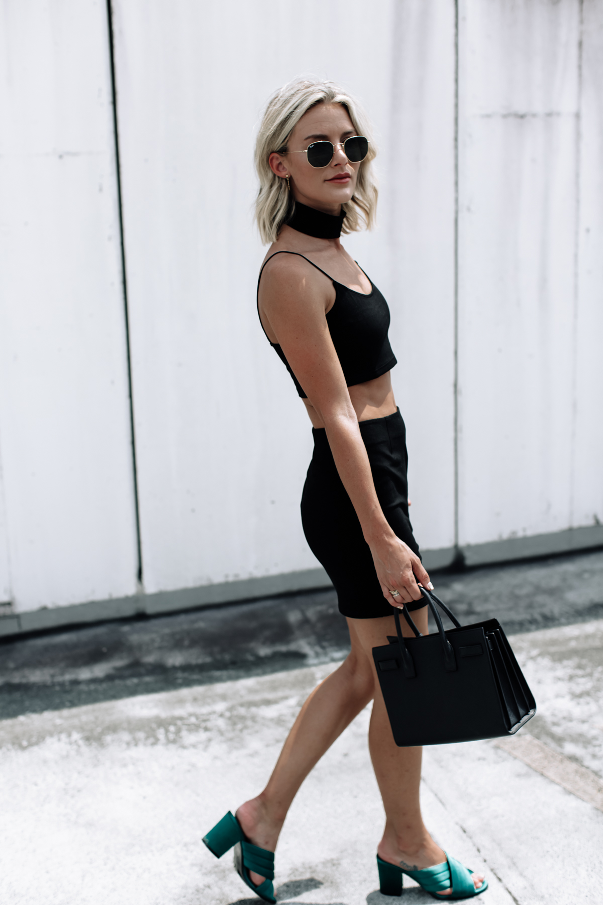 all black outfit idea for GNO