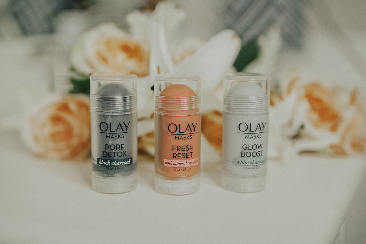 Sage Coralli trying out the new Olay Clay Stick Masks