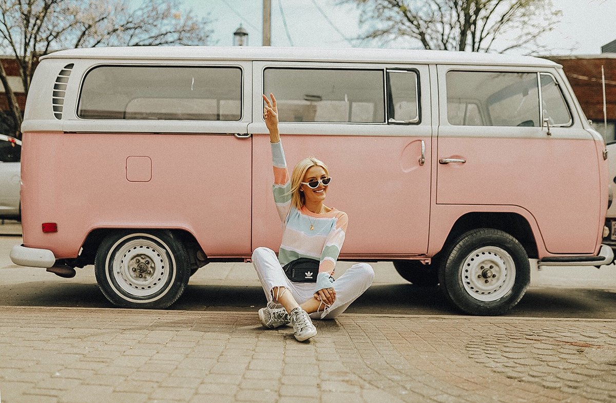 Dallas blogger So Sage Blog in front of pink Volkswagen van